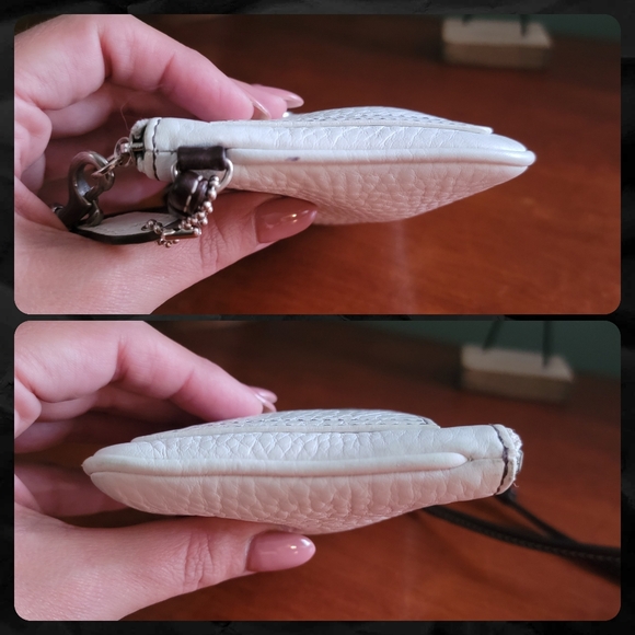 Coach White Pebbled Leather Wristlet Y2K Bag - Picture 13 of 14